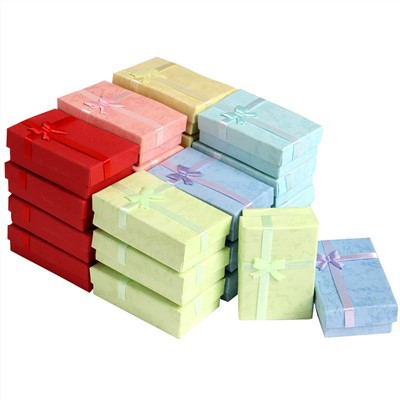 Aufbewahrungsbox aus Geschenkpapier